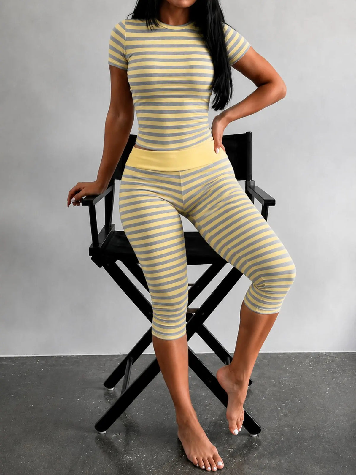 Striped Round Neck Short Sleeve Seven-Eighths Pants Set, Women Style Everyday Casual Slim Fit Crop T-Shirt and Leggings, Shiny Knit Elastic Fabric