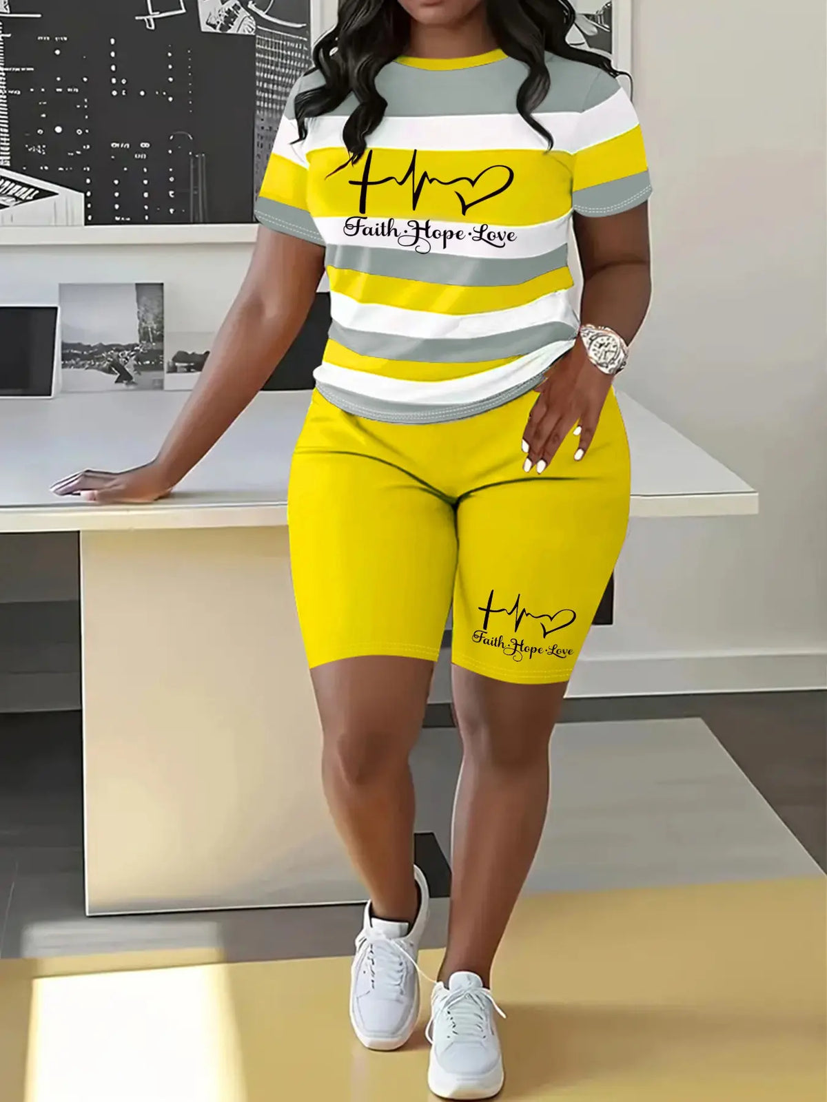 Letter Print Striped Summer Casual Round Neck Short Sleeve Shorts Set, Summer Outfits Set, Fashionable Shorts Set, Womenswear Two-Piece for Spring and Summer, Comfortable and Stylish Lady