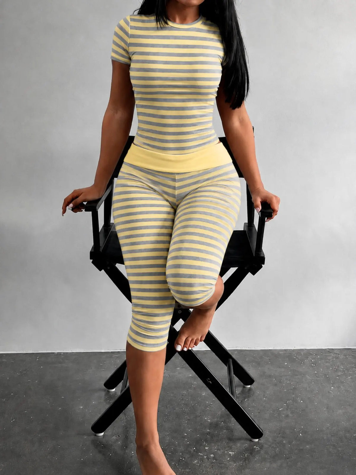 Striped Round Neck Short Sleeve Seven-Eighths Pants Set, Women Style Everyday Casual Slim Fit Crop T-Shirt and Leggings, Shiny Knit Elastic Fabric